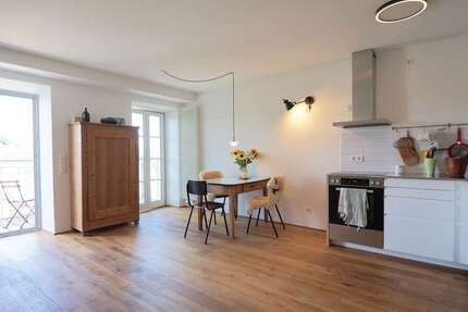 Wohnung Traunstein - 2 Zimmer, 65 m&sup2;, 345.000&euro; | Angebot:27313196