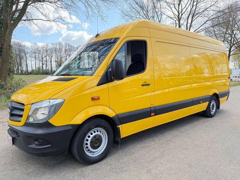 Mercedes-Benz Sprinter 215.000 km 16.100 € Isselburg 46419