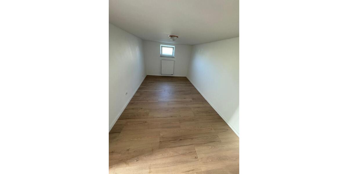 Erdgeschoßwohnung Bergneustadt - 3 Zimmer, 70 m&sup2;, 550&euro; | Angebot:26399083