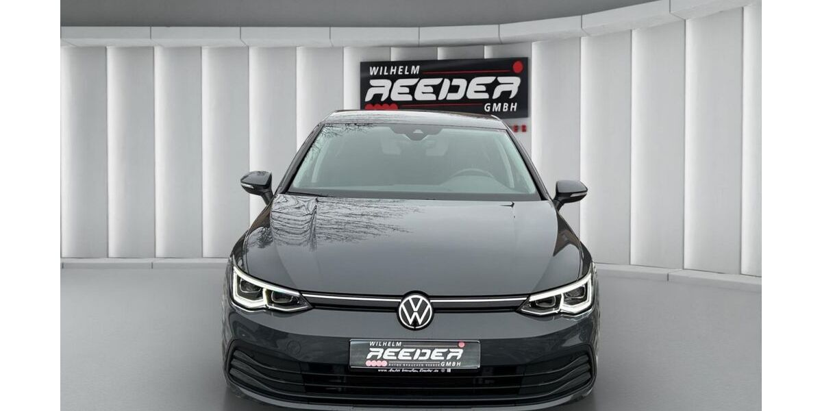 VW Golf 29.198 km 24.550 &euro; Stade 21682