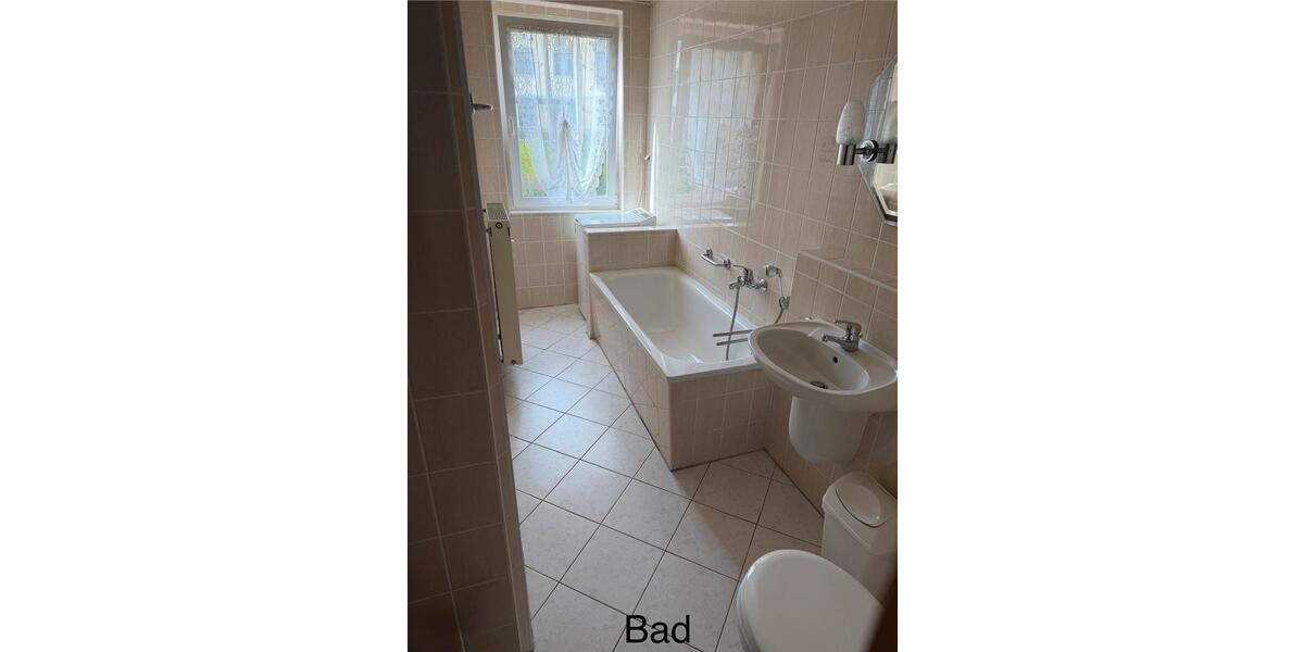 Erdgeschoßwohnung Reichenbach im Vogtland Obermylau - 3 Zimmer, 67 m&sup2;, 330&euro; | Angebot:26374939