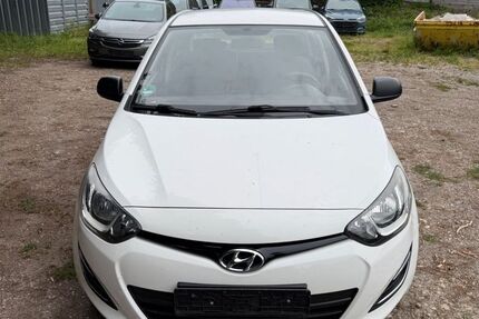 Hyundai i20 95.000 km 3.990 &euro; Bad Aibling 83043