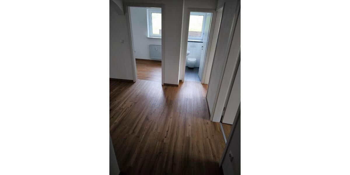 Erdgeschoßwohnung Regen - 4 Zimmer, 80 m&sup2;, 700&euro; | Angebot:25321403