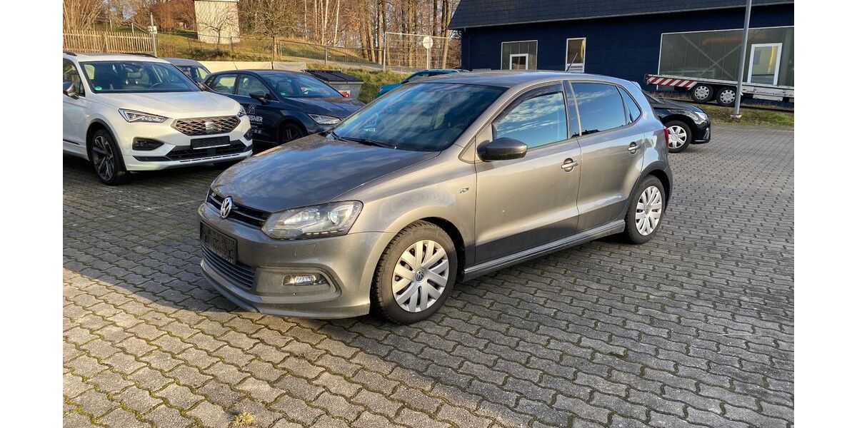VW Polo 96.900 km 8.990 &euro; Chemnitz-Röhrsdorf 09247