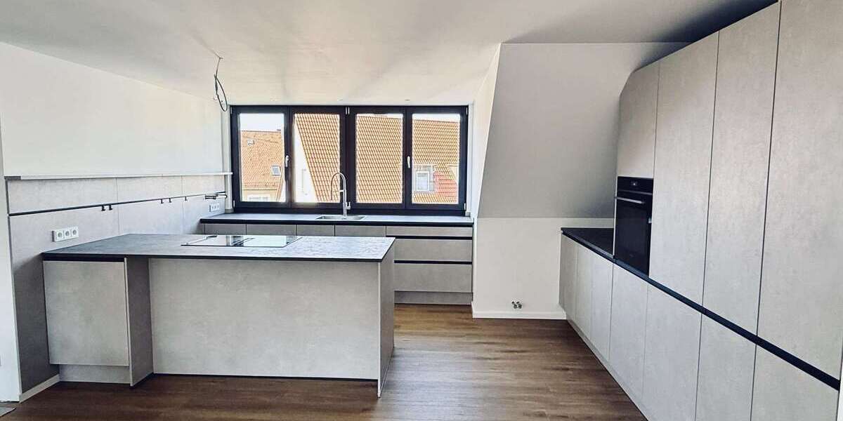 Etagenwohnung Nürnberg Herrnhütte - 4 Zimmer, 121 m&sup2;, 1.950&euro; | Angebot:27032888