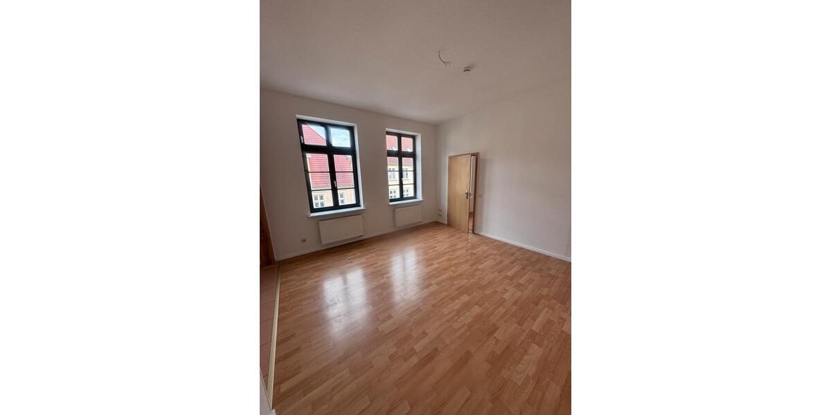Etagenwohnung Neustrelitz - 2 Zimmer, 46 m&sup2;, 440&euro; | Angebot:25537260