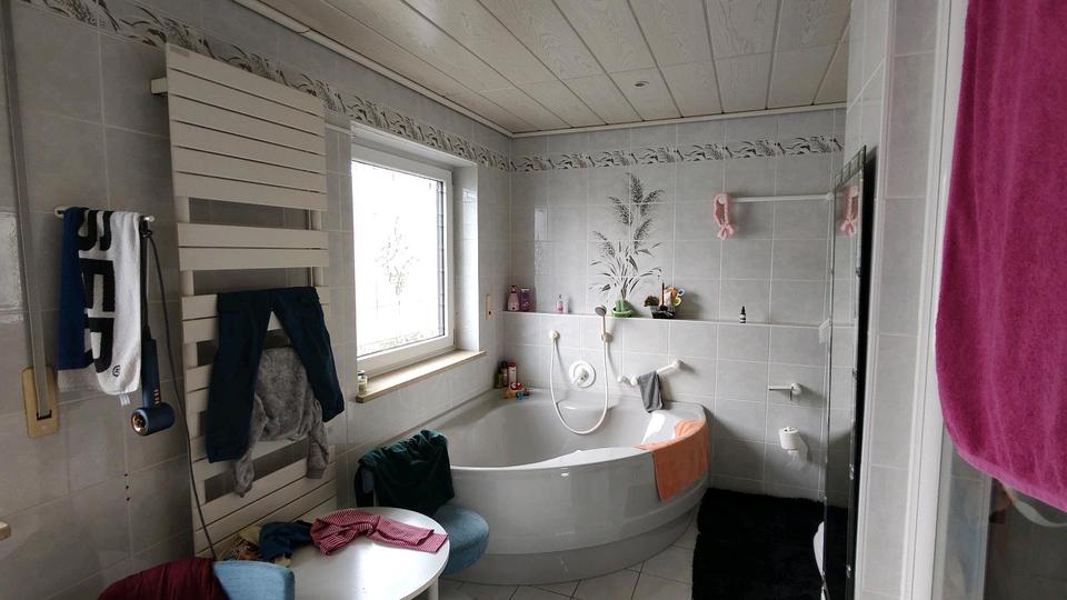 Reihenhaus Ingolstadt Nordost - 7 Zimmer, 210 m&sup2;, 695.000&euro; | Angebot:25392269