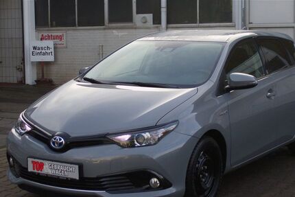 Toyota Auris 65.416 km 17.450 &euro; Berlin 13403