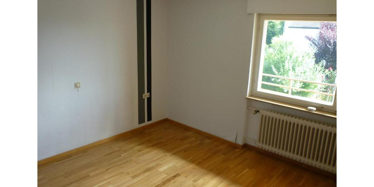 Etagenwohnung Backnang - 4 Zimmer, 88 m&sup2;, 240.000&euro; | Angebot:26310009