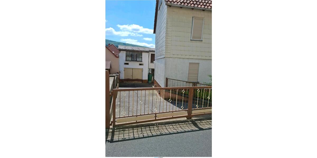 Einfamilienhaus Dermbach - 4 Zimmer, 98 m&sup2;, 45.000&euro; | Angebot:23232052