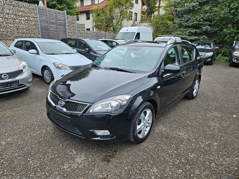 Kia ceed Sportswagon 132.700 km 5.200 € Höchberg 97204