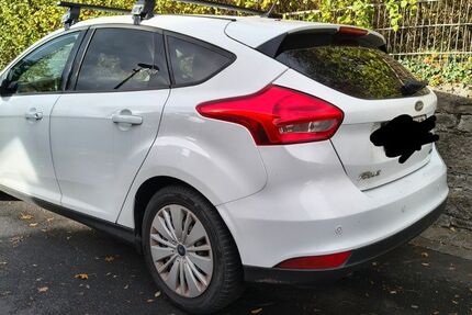 Ford Focus 119.500 km 8.500 € Gerbrunn 97218
