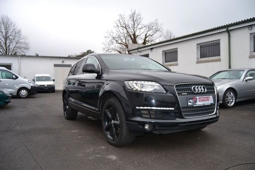 Q7