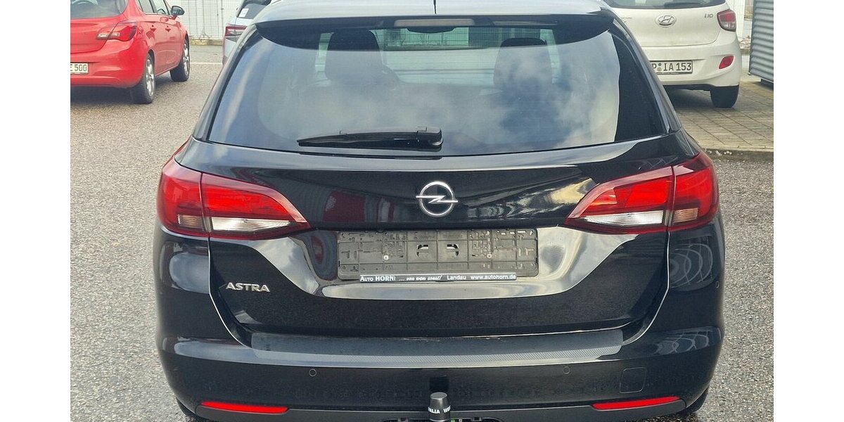 Opel Astra 1.2 Sports Tourer Klimaauto NAVI AHK LED 53.000 km 14.998 &euro; Landau 76829