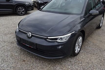 VW Golf 151.554 km 21.899 &euro; Ismaning 85737