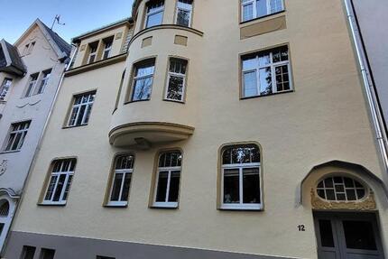 TOP sanierte 4-Raum Dachgeschoss Wohnung