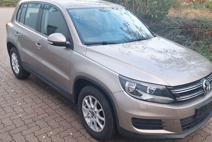 VW Tiguan 159.500 km 9.500 &euro; Hambühren 29313