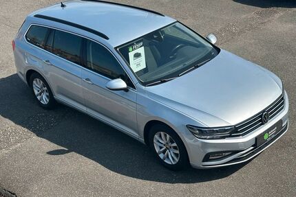 VW Passat Variant