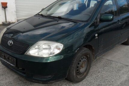 Toyota Corolla 221.120 km 1.050 &euro; Langenselbold 63505