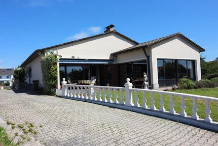 Haus Hengersberg - 5 Zimmer, 160 m&sup2;, 2.000&euro; | Angebot:24464749