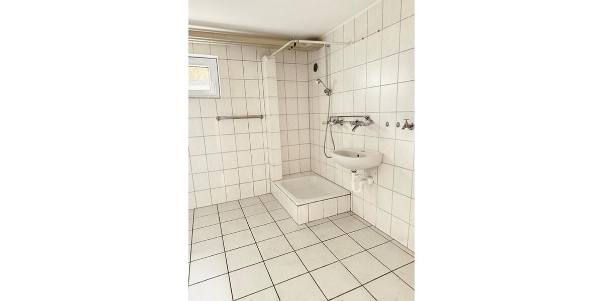 Doppelhaushälfte Kümmersbruck - 8 Zimmer, 176 m&sup2;, 1.450&euro; | Angebot:26640571