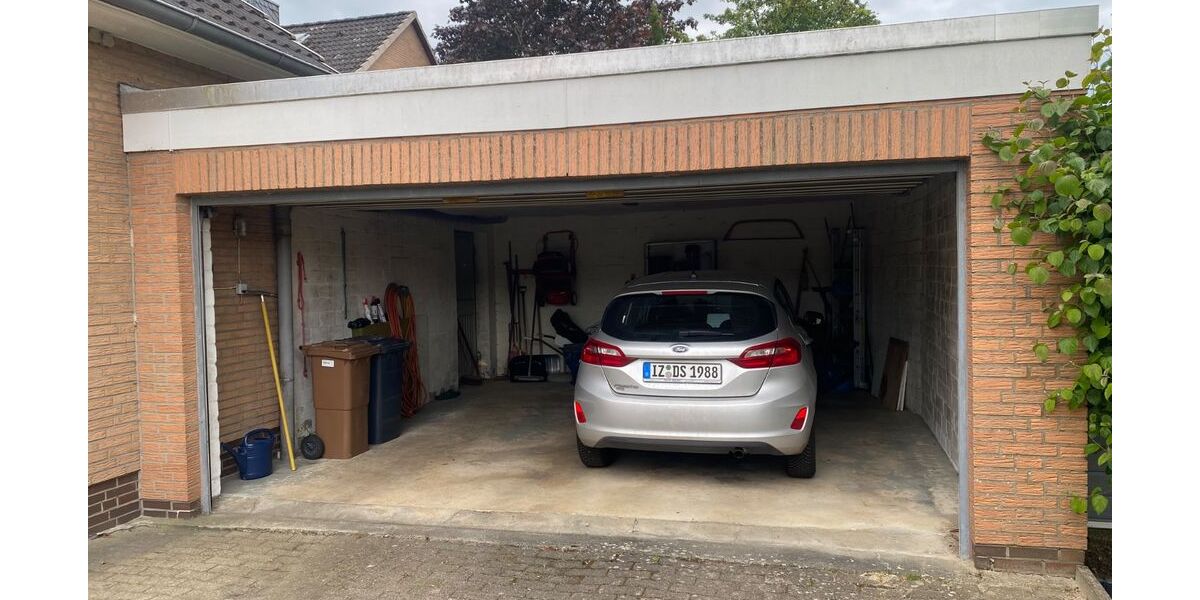 Ford Fiesta 11.356 km 11.980 &euro; Itzehoe 25524