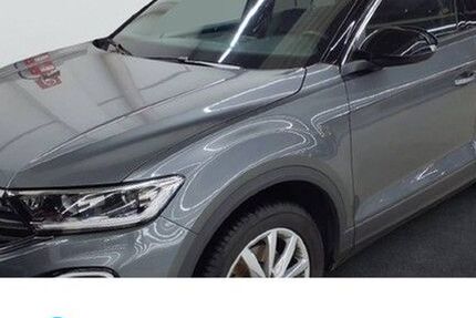 VW T-Roc 20.800 km 29.998 € Recklinghausen 45657