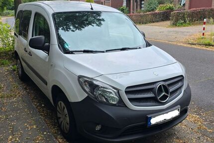Mercedes-Benz Citan 69.500 km 10.600 € Düsseldorf 40217