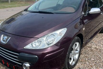 Peugeot 307 173.869 km 2.499 &euro; Delitzsch 04509
