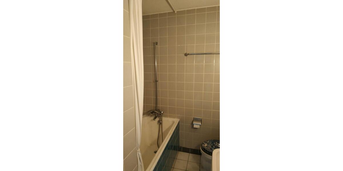 Dachgeschoßwohnung Höchberg - 1 Zimmer, 23 m&sup2;, 89.000&euro; | Angebot:26163916