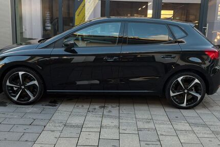 Seat Ibiza 12.648 km 20.850 &euro; Schmallenberg-Niederberndorf 57392