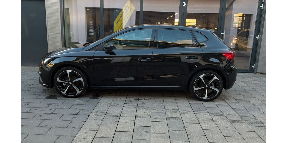 Seat Ibiza 12.648 km 20.850 &euro; Schmallenberg-Niederberndorf 57392