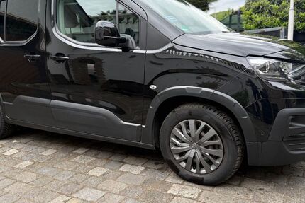 Peugeot Rifter 155.221 km 15.990 &euro; Neukirchen-Vluyn 47506