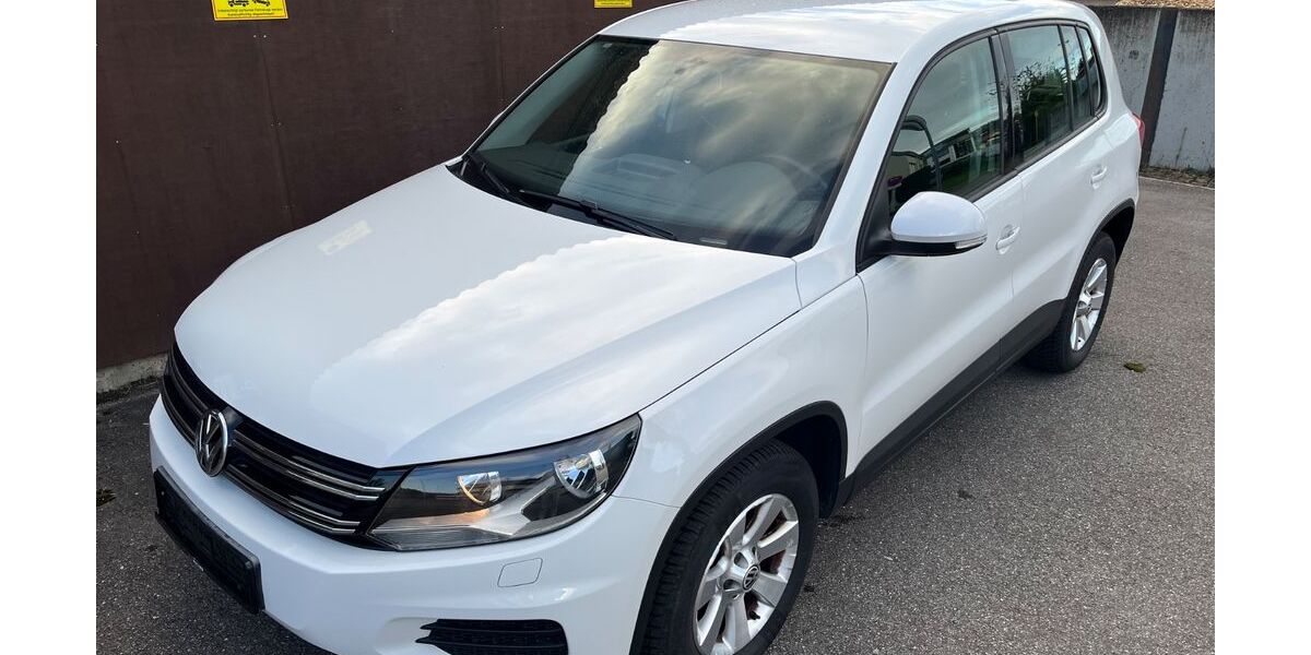 VW Tiguan 157.000 km 7.999 &euro; Weil der stadt 71263