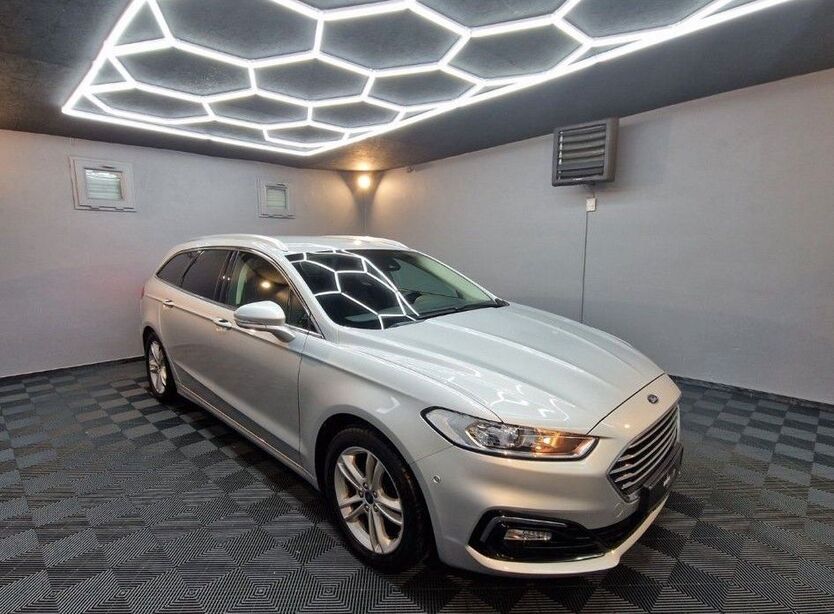 Ford Mondeo 98.000 km 14.000 € Blankenfelde-Mahlow 15832