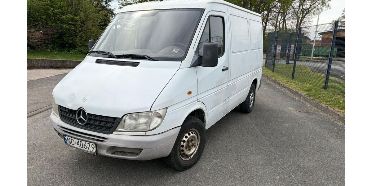 Mercedes-Benz Sprinter 283.000 km 1.890 &euro; Oelde 59302