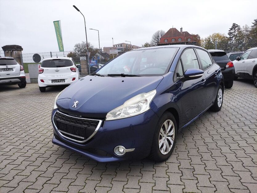 Peugeot 208 90.802 km 5.390 € Speyer 67346