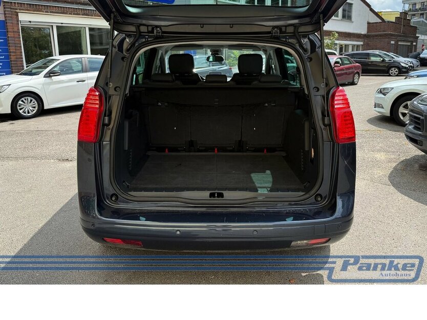 Peugeot 5008 Allure*HU-D*Pano*R-Cam*LED-T*Video*SHZ* 119.822 km 10.990 € Berlin 13187