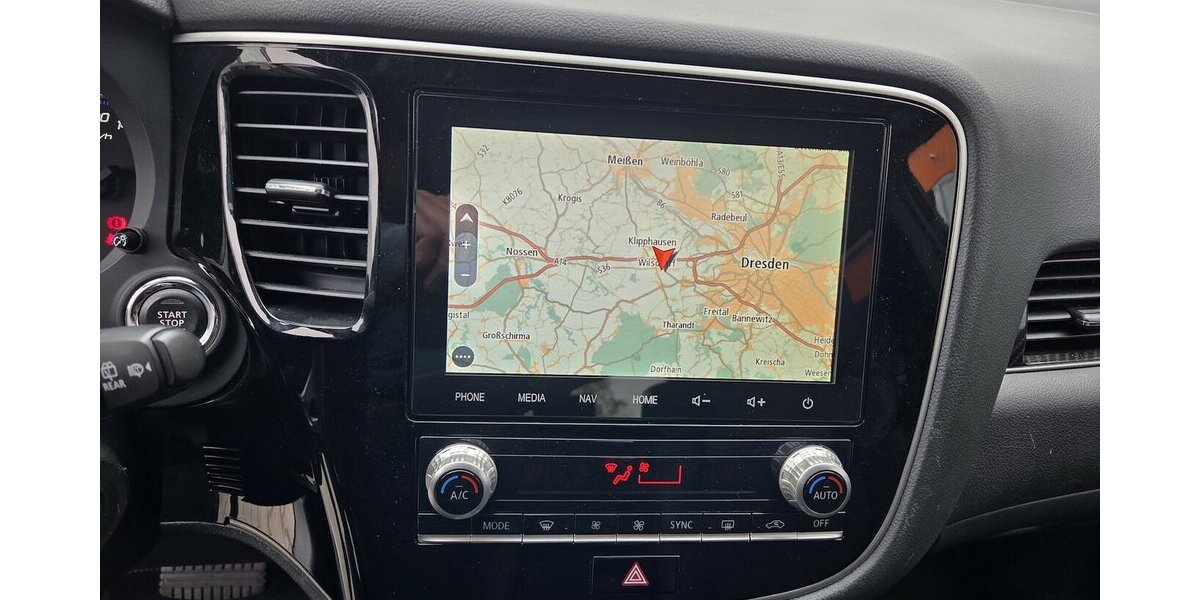 Mitsubishi Outlander Spirit 2WD 66.531 km 16.400 &euro; Wilsdruff 01723
