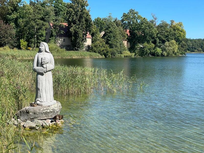 4 Zimmer im Hochparterre gegenüber vom Park