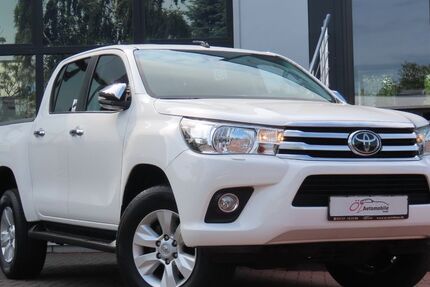 Toyota Hilux 228.800 km 22.900 &euro; Neuss 41469