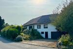 Von Privat: Exklusives Einfamilienhaus in zentraler Lage zimmer