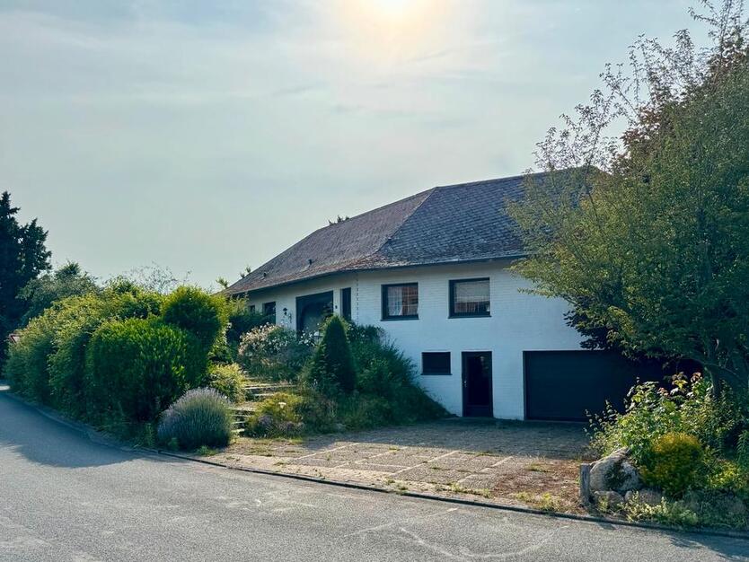 Von Privat: Exklusives Einfamilienhaus in zentraler Lage zimmer