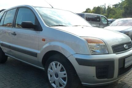 Ford Fusion 141.271 km 1.490 &euro; Köln 51063