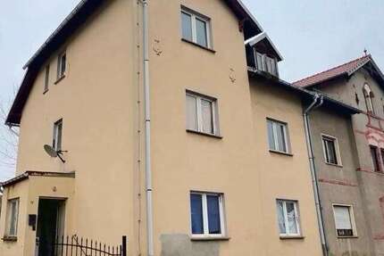 Haus zum Kaufen in Zahna 77.000 € 180 m² 9 zimmer