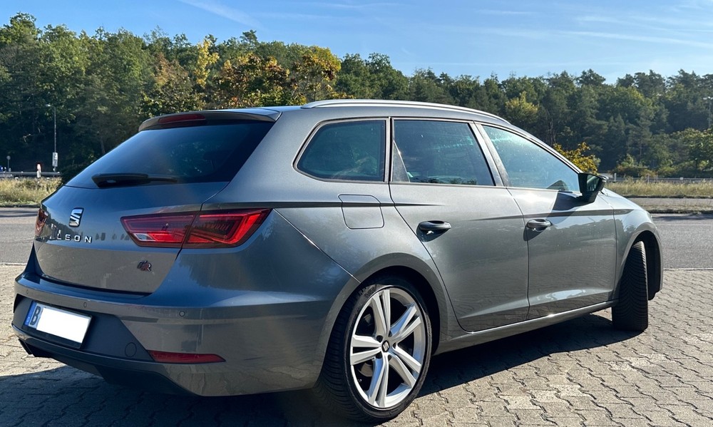 Seat Leon ST 52.000 km 15.500 &euro; Berlin 10178