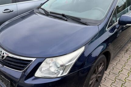 Toyota Avensis 305.179 km 2.500 € Darmstadt 64293