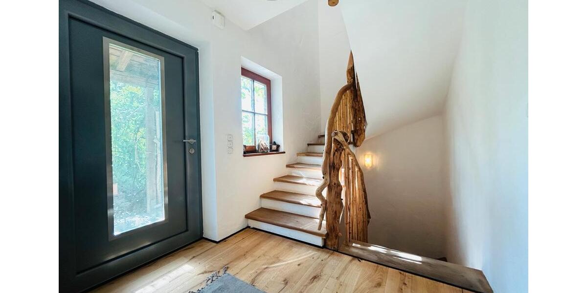 XXL Wohnhaus mit ELW - ca 240qm - Neuötting 8 zimmer