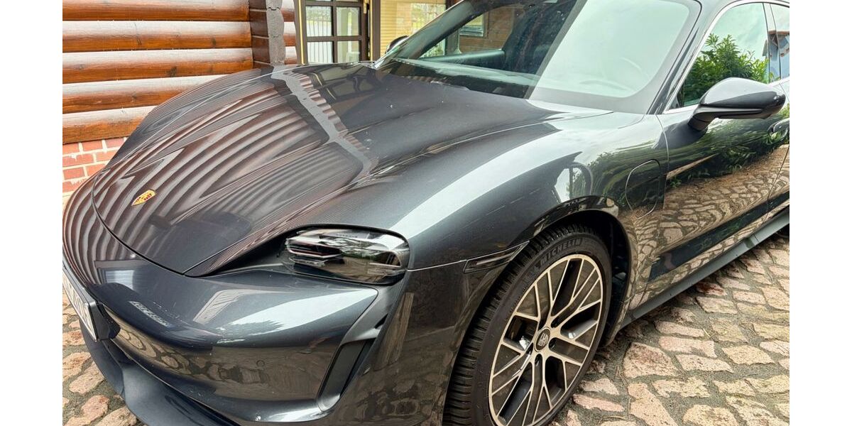 Porsche Taycan 18.760 km 59.950 &euro; Werder 14542