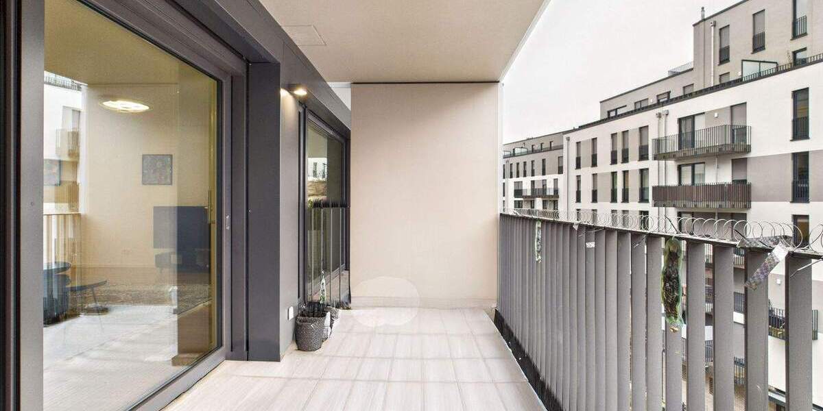 Etagenwohnung Stuttgart Feuerbach - 3 Zimmer, 104 m&sup2;, 2.240&euro; | Angebot:23866729